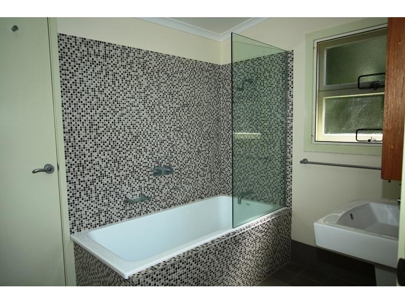 2 Station  St, Burringbar NSW 2483