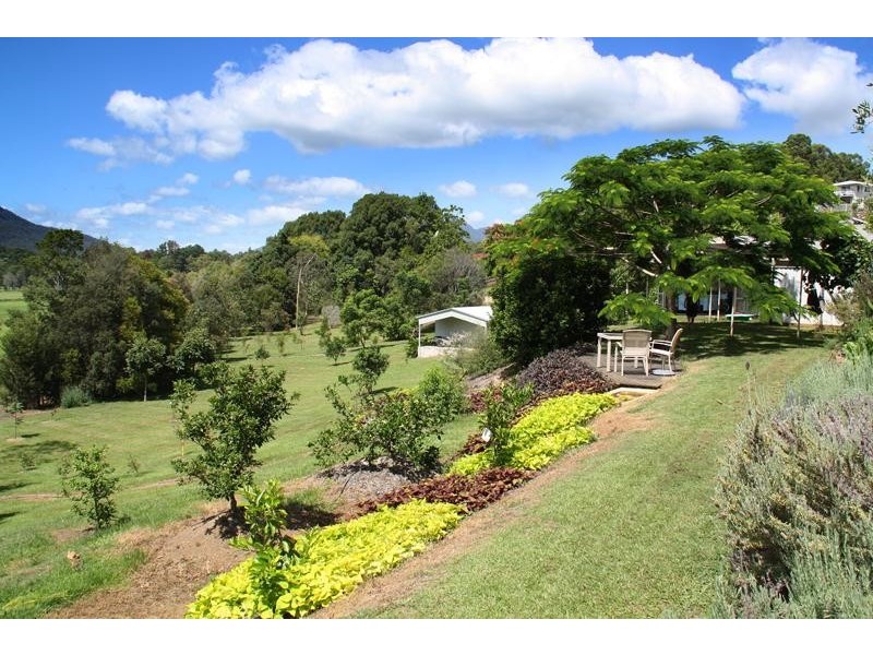 2 Tombonda Rd, Murwillumbah NSW 2484