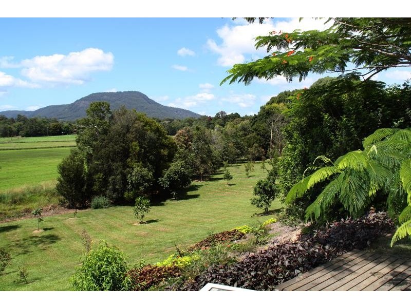 2 Tombonda Rd, Murwillumbah NSW 2484