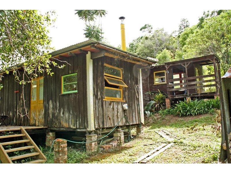 35 Hickory Way, Uki NSW 2484
