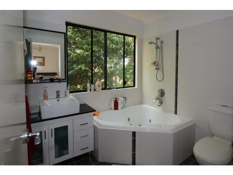 207 Farrants Rd, Farrants Hill NSW 2484