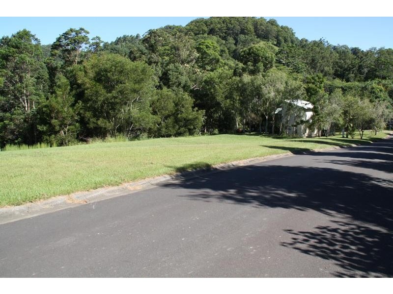 69 Clareville Rd, Uki NSW 2484
