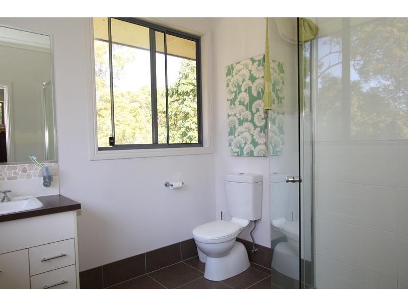 57 Clareville Rd, Uki NSW 2484