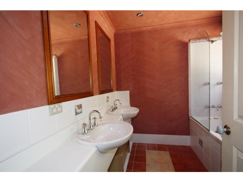 38 Summer Hill Cl, Stokers Siding NSW 2484