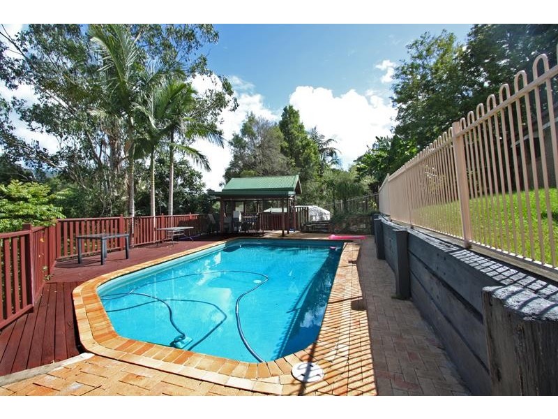 11 Mitchell St, Uki NSW 2484