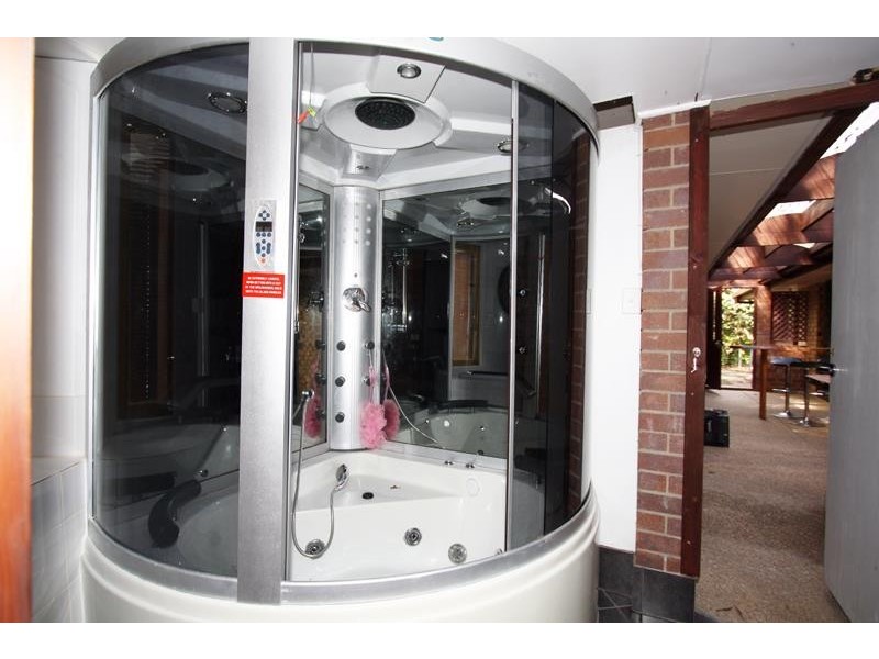 11 Mitchell St, Uki NSW 2484