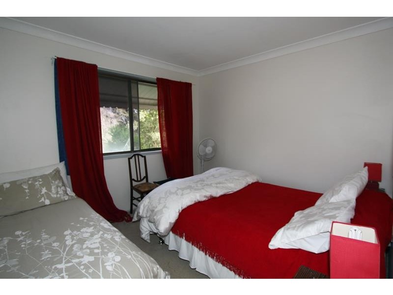 11 Mitchell St, Uki NSW 2484