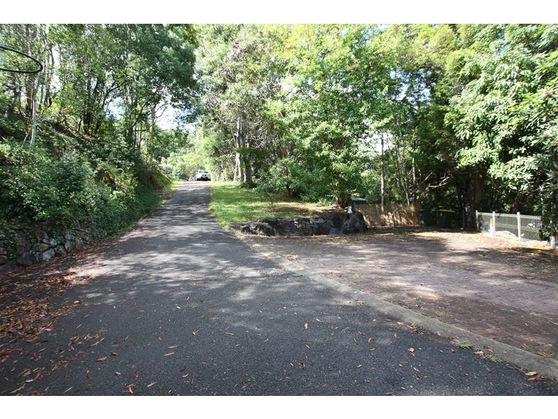 11 Mitchell St, Uki NSW 2484