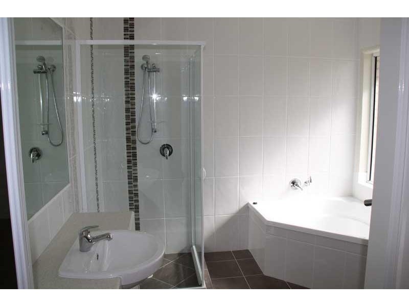 4 Auro Ct, Murwillumbah NSW 2484