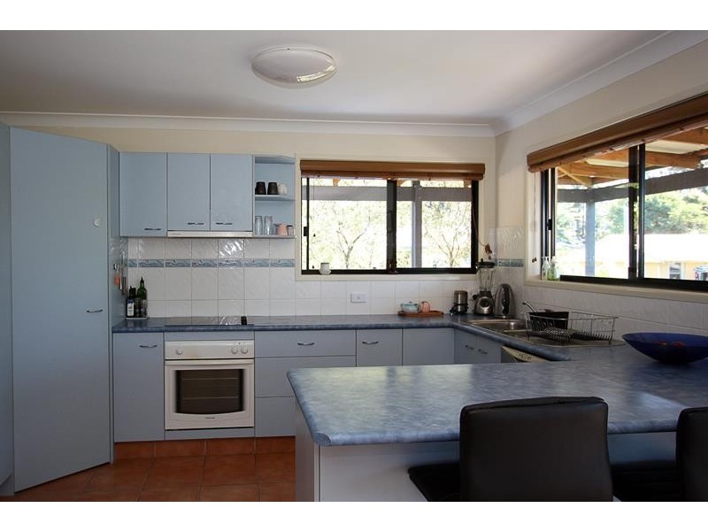 2 Park  Ave, Bray Park NSW 2484