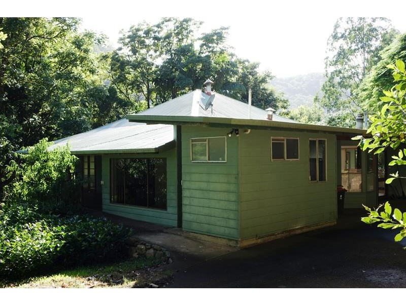 496 Rowlands Creek Rd, Uki NSW 2484