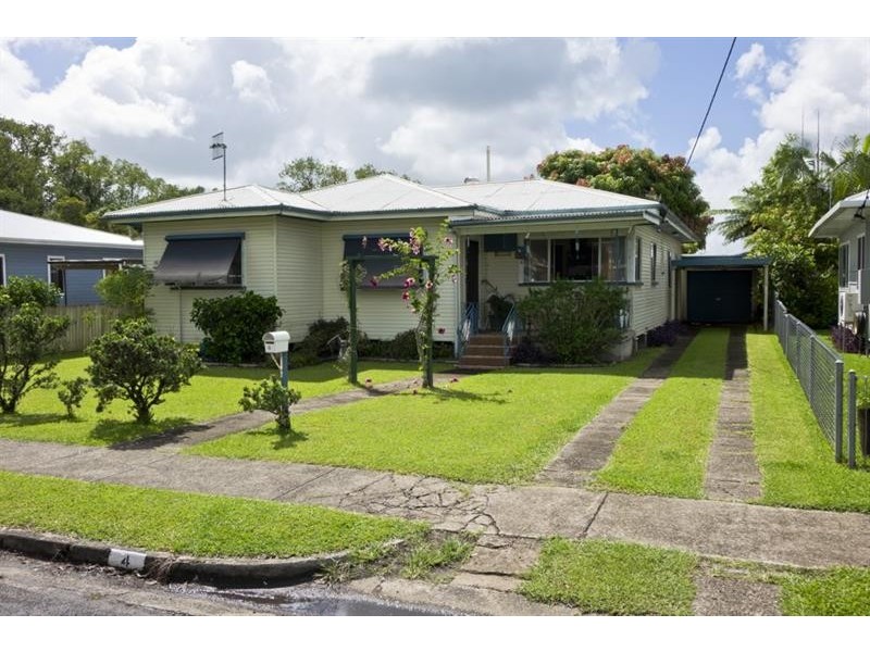 4 Charles St, Murwillumbah NSW 2484