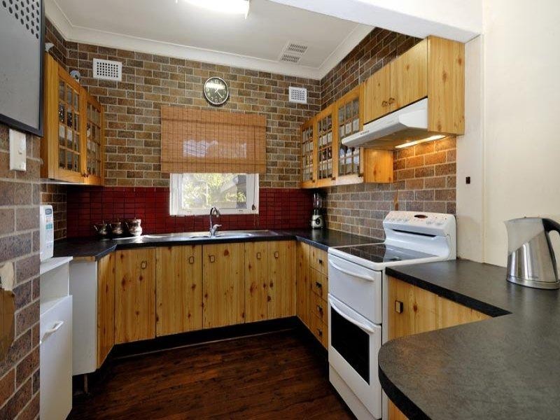 1 Joyce  St, Punchbowl NSW 2196