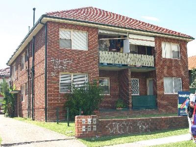 2/231 Haldon  St, Lakemba NSW 2195