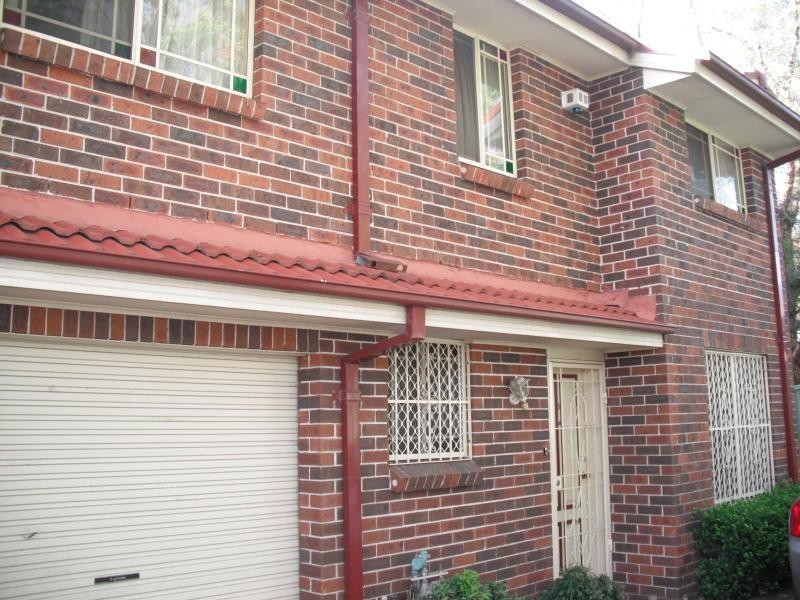 5/118 Rossmore  Ave, Punchbowl NSW 2196