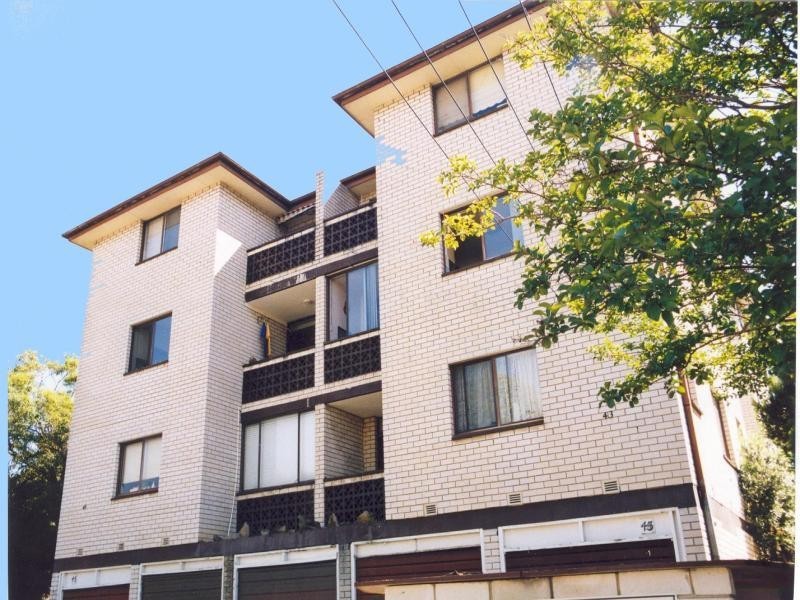 20/43 Chapel  St, Roselands NSW 2196