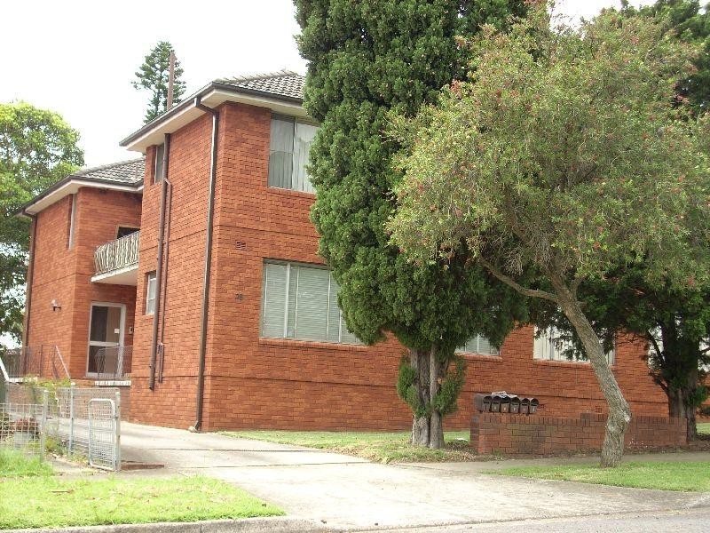 28 Taylor St, Lakemba NSW 2195