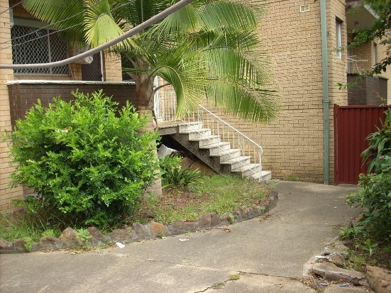 3/64 Fairmount St, Lakemba NSW 2195