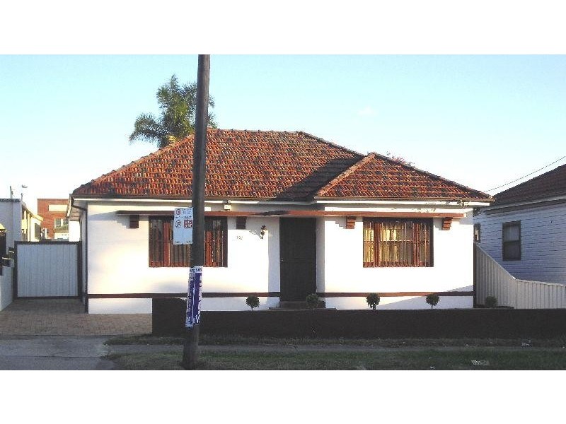 976 Canterbury Rd, Roselands NSW 2196