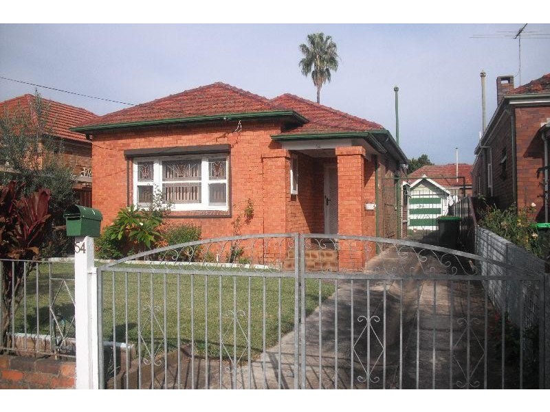 54  Defoe  St, Wiley Park NSW 2195
