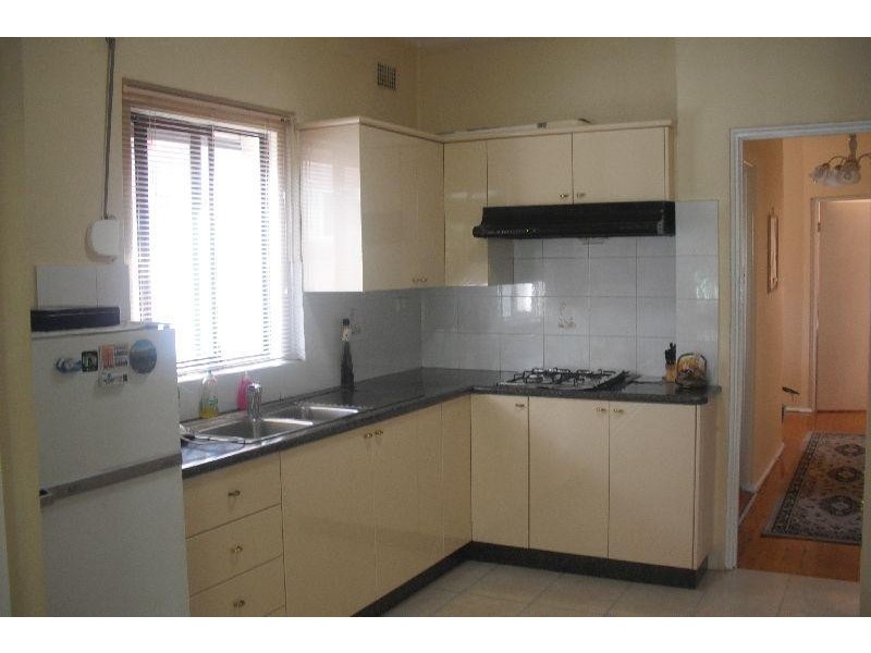 54  Defoe  St, Wiley Park NSW 2195