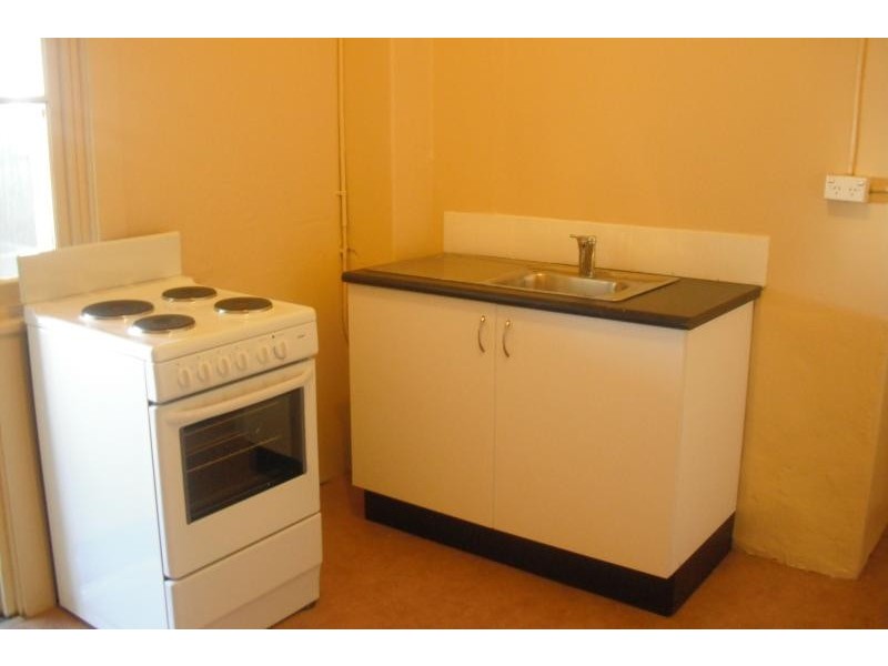 3/18-20 Canary’s  Rd, Roselands NSW 2196