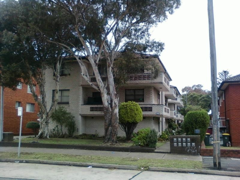 5/242 HALDON St, Lakemba NSW 2195