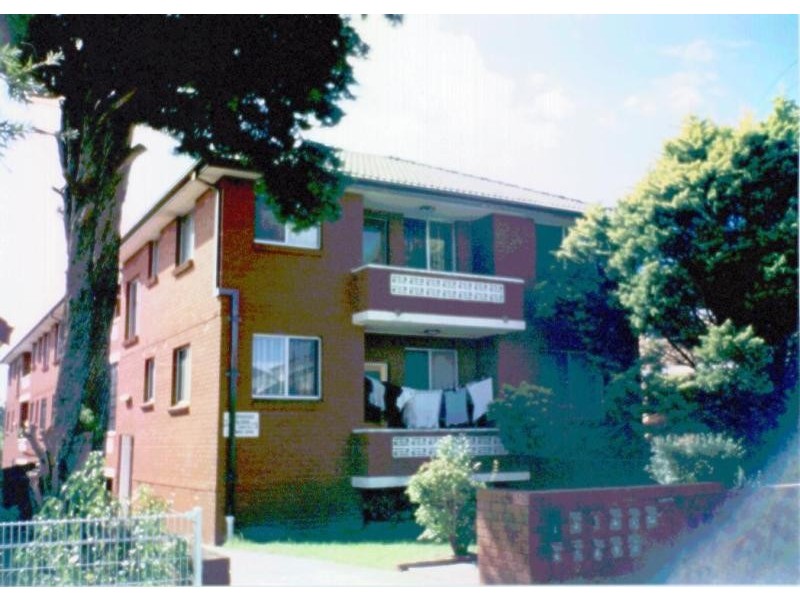 10/34 Benaroon  Rd, Lakemba NSW 2195