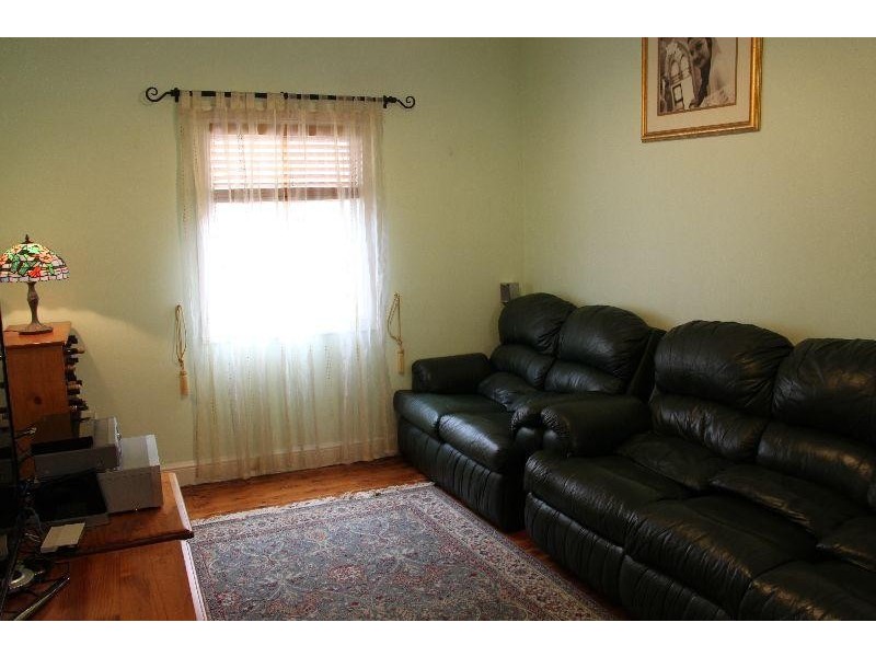 14 Mary St, Wiley Park NSW 2195