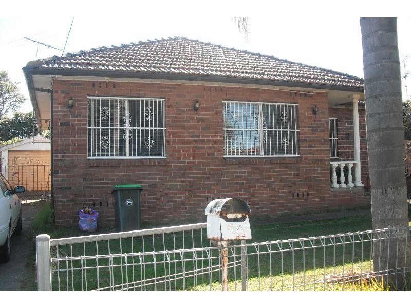 34 KYLIE Pde, Punchbowl NSW 2196