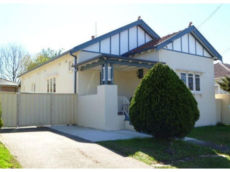 675 Punchbowl Rd, Punchbowl NSW 2196