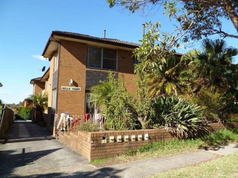 4/61 Colin  St, Lakemba NSW 2195