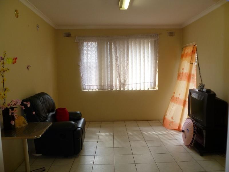 4/61 Colin  St, Lakemba NSW 2195