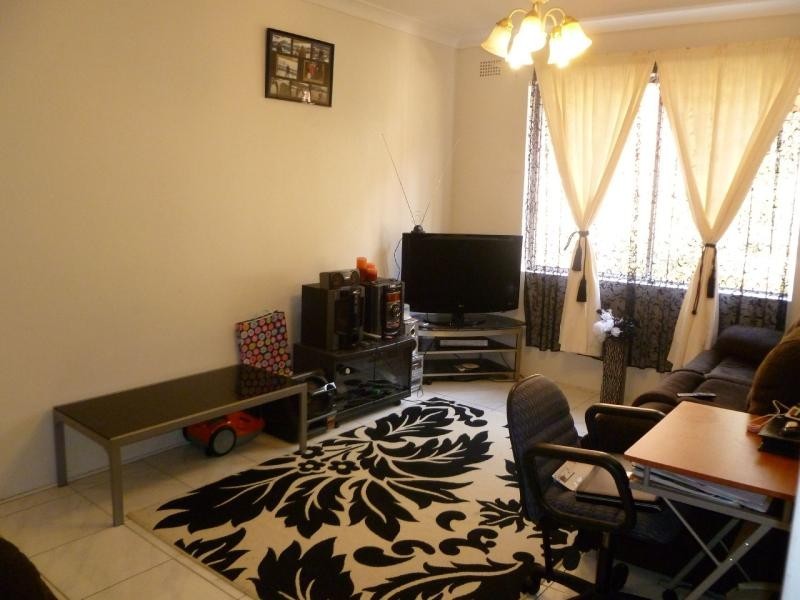 2/55 Colin St, Lakemba NSW 2195