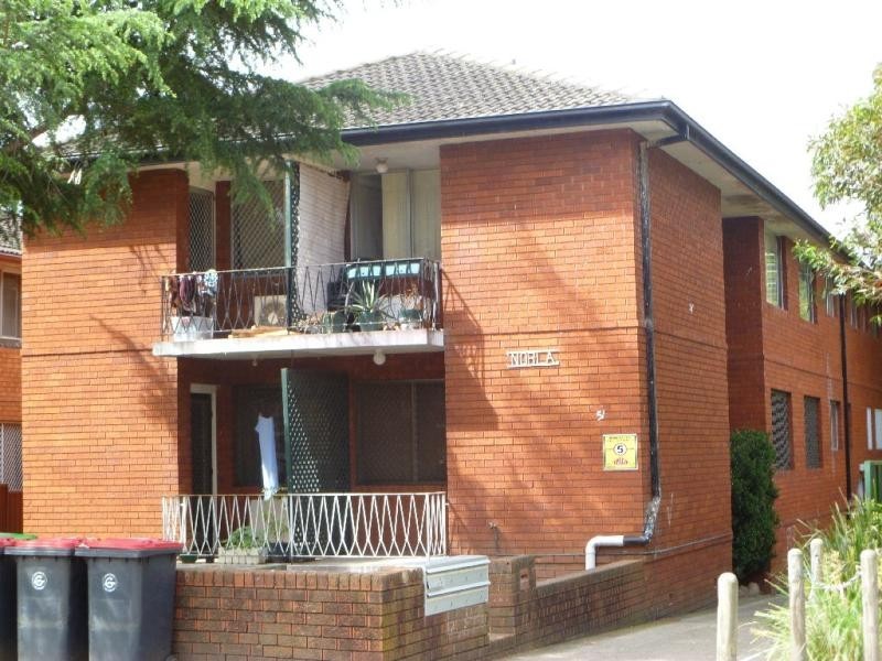 4/51 Macdonald St, Lakemba NSW 2195