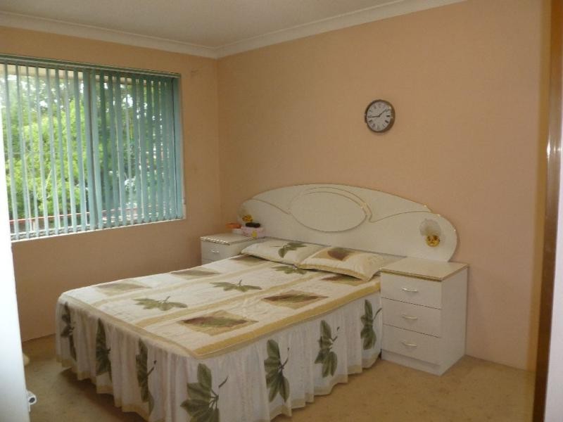 8/82 Wangee  Rd, Lakemba NSW 2195