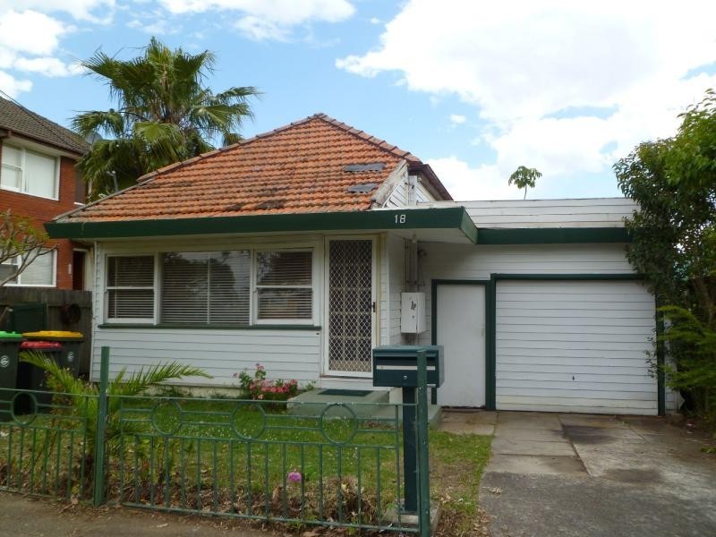 18 Garrong  Rd, Lakemba NSW 2195
