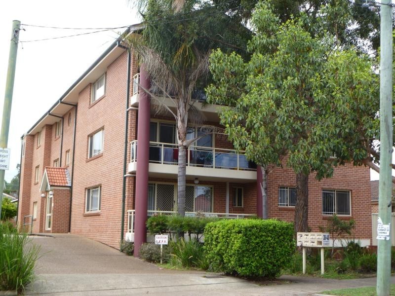 2/38-40 Sproule  St, Lakemba NSW 2195