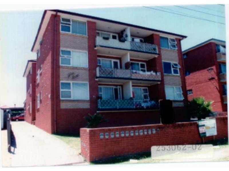 4/27 WANGEE Rd, Lakemba NSW 2195