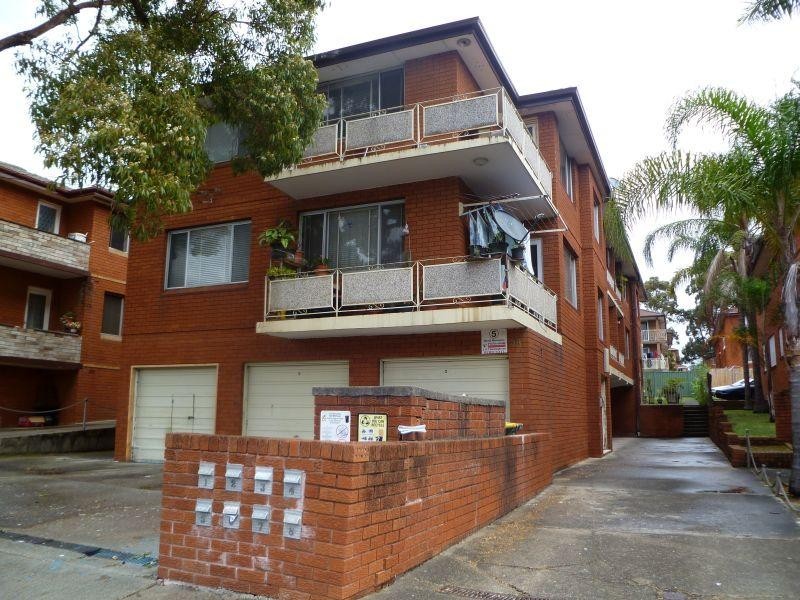5/54 MACDONALD  St, Lakemba NSW 2195