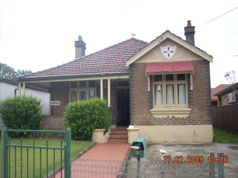 FLAT 2/69  THE BOULEVARDE  -, Lakemba NSW 2195