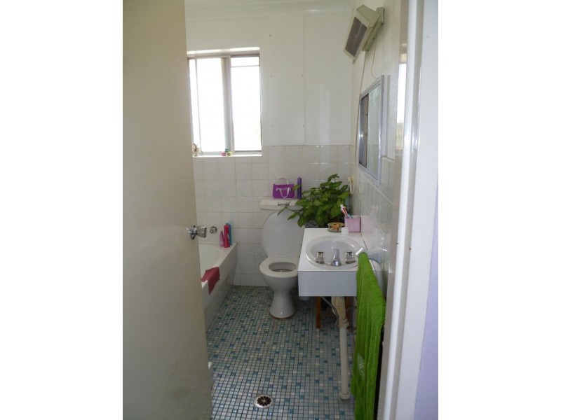 4/11 Kathleen  St, Lakemba NSW 2195