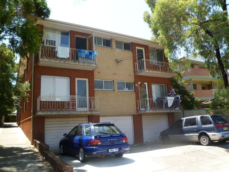 2/46 Denman  Ave, Wiley Park NSW 2195