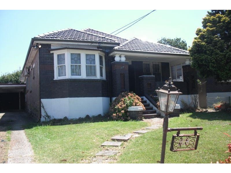 99 DENNIS St, Lakemba NSW 2195