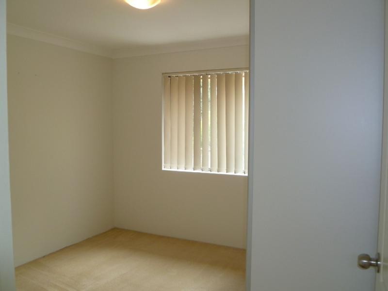 6/21 Chapel St, Roselands NSW 2196