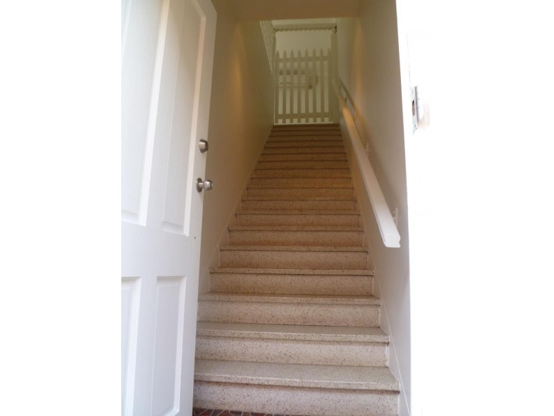 6/21 Chapel St, Roselands NSW 2196