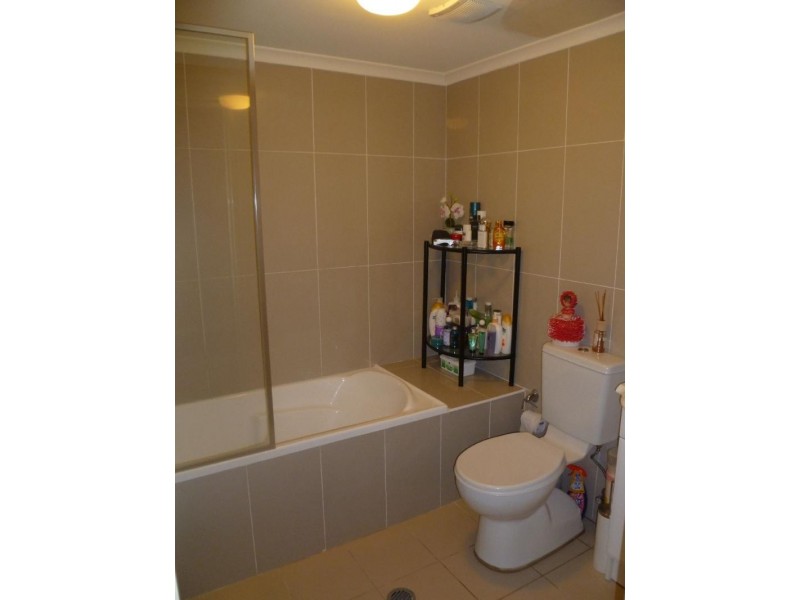 8/818-826 Canterbury Rd, Roselands NSW 2196