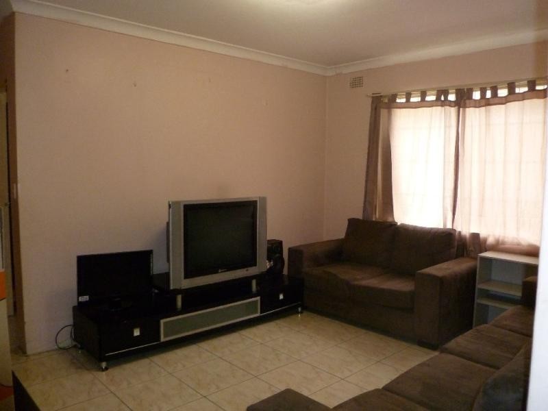 2/60 Denman  Ave, Wiley Park NSW 2195