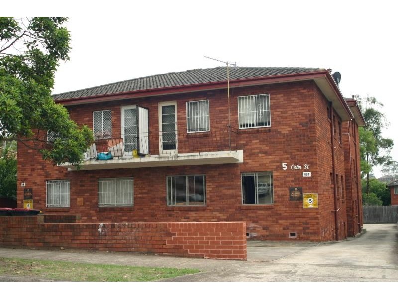 1/5 COLIN  St, Lakemba NSW 2195