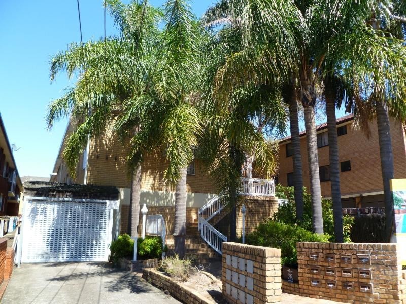 16/15 Alice  St, Wiley Park NSW 2195
